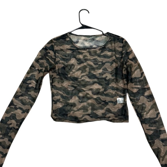 SHEIN Camouflage Mesh Crop Top - Picture 2 of 3